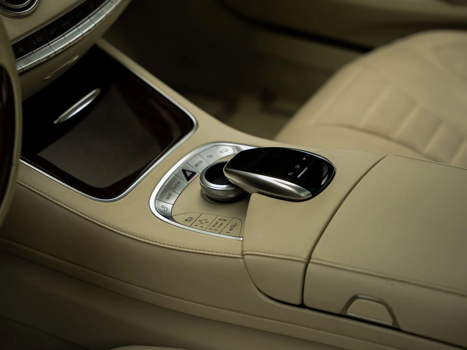 Used 2015 White Mercedes-Benz S 550 image 56