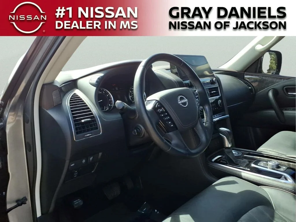 Used 2023 Gray Nissan Platinum image 11