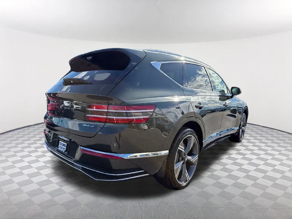 Used 2025 Green Genesis 3.5T Prestige image 5