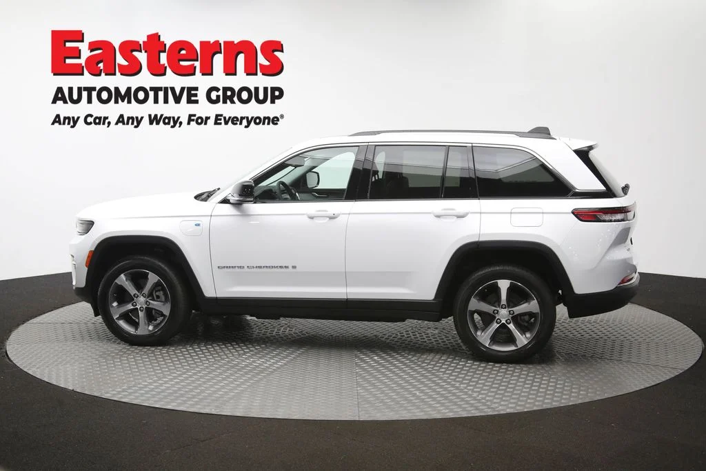 Used 2023 White Jeep 4xe image 63