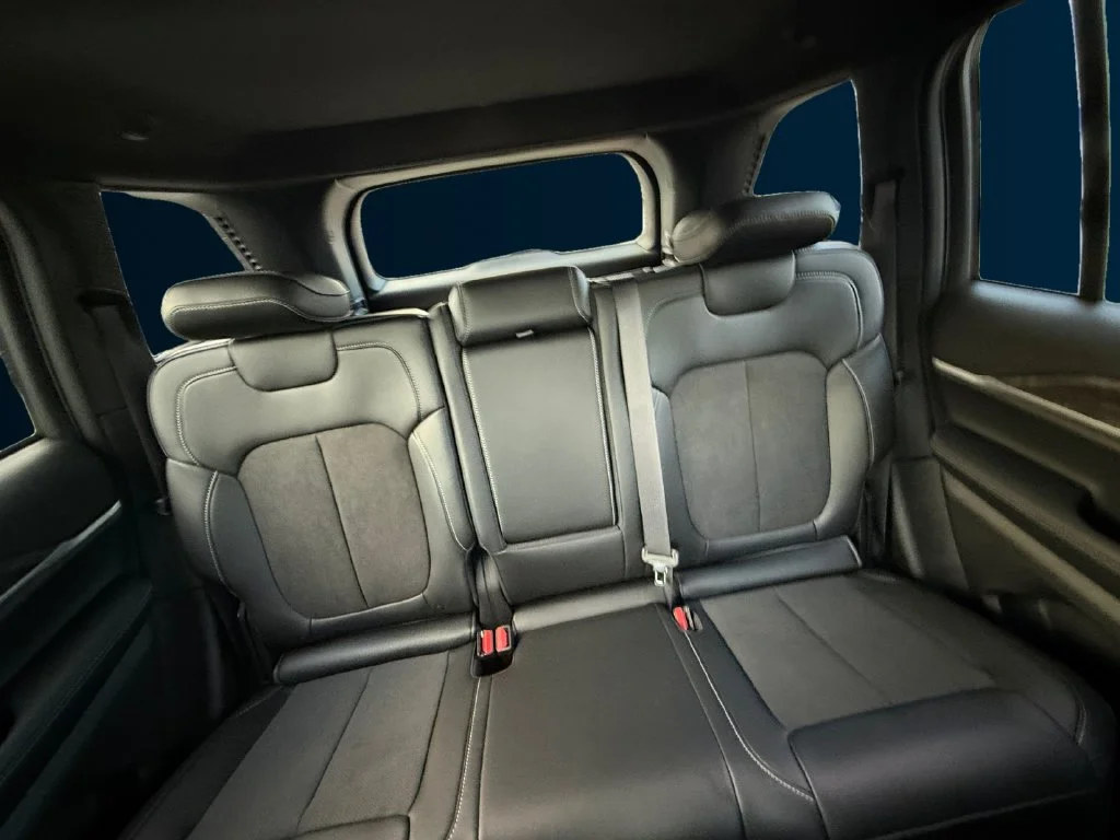 New 2027 Gray Jeep Laredo Altitude image 18