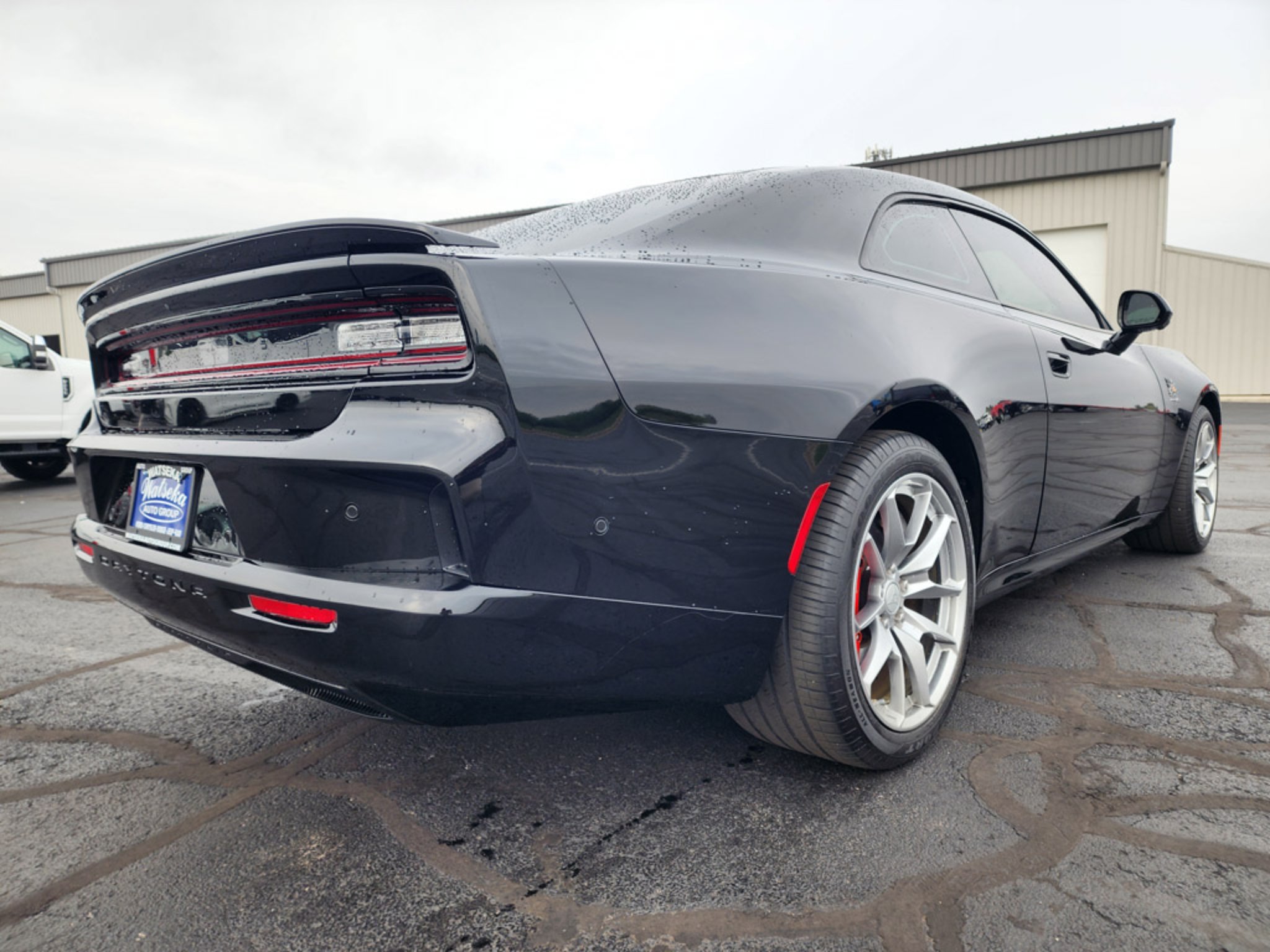 Used 2024 Diamond Black Crystal Pearlcoat Dodge Scat Pack image 5