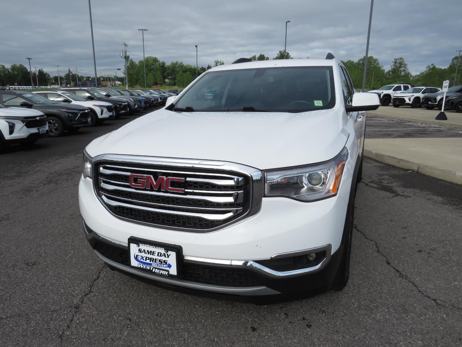 Used 2018 Summit White GMC SLT image 13