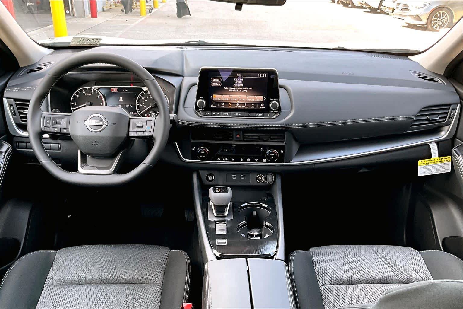 New 2026 Everest White Pearl TriCoat Nissan SV image 5