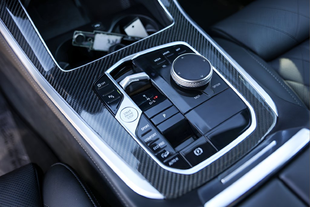 2026 BMW X5 M60i - Photo 18
