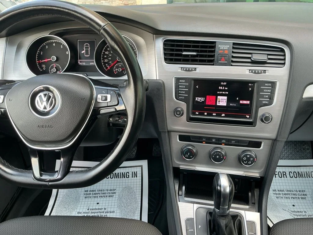 Used 2016 Gray Volkswagen TSI S 4-Door image 17