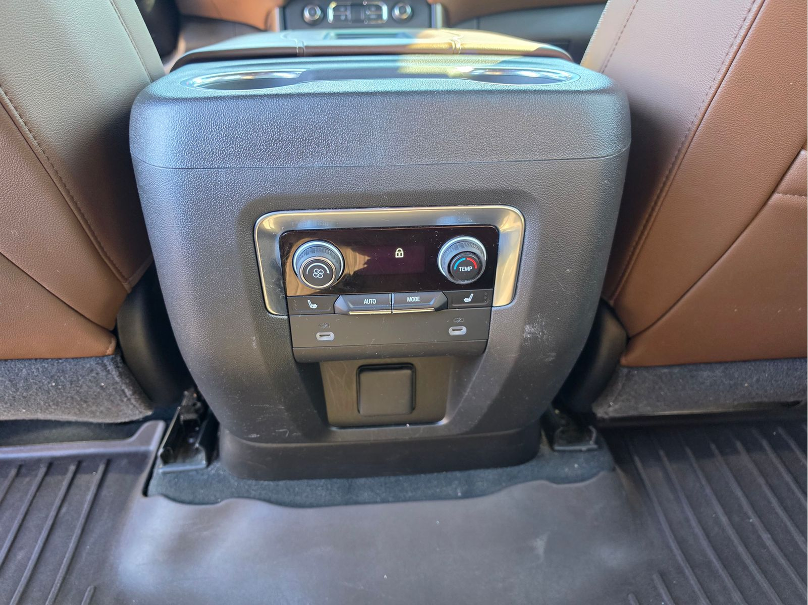 Used 2021 Black Chevrolet High Country image 12