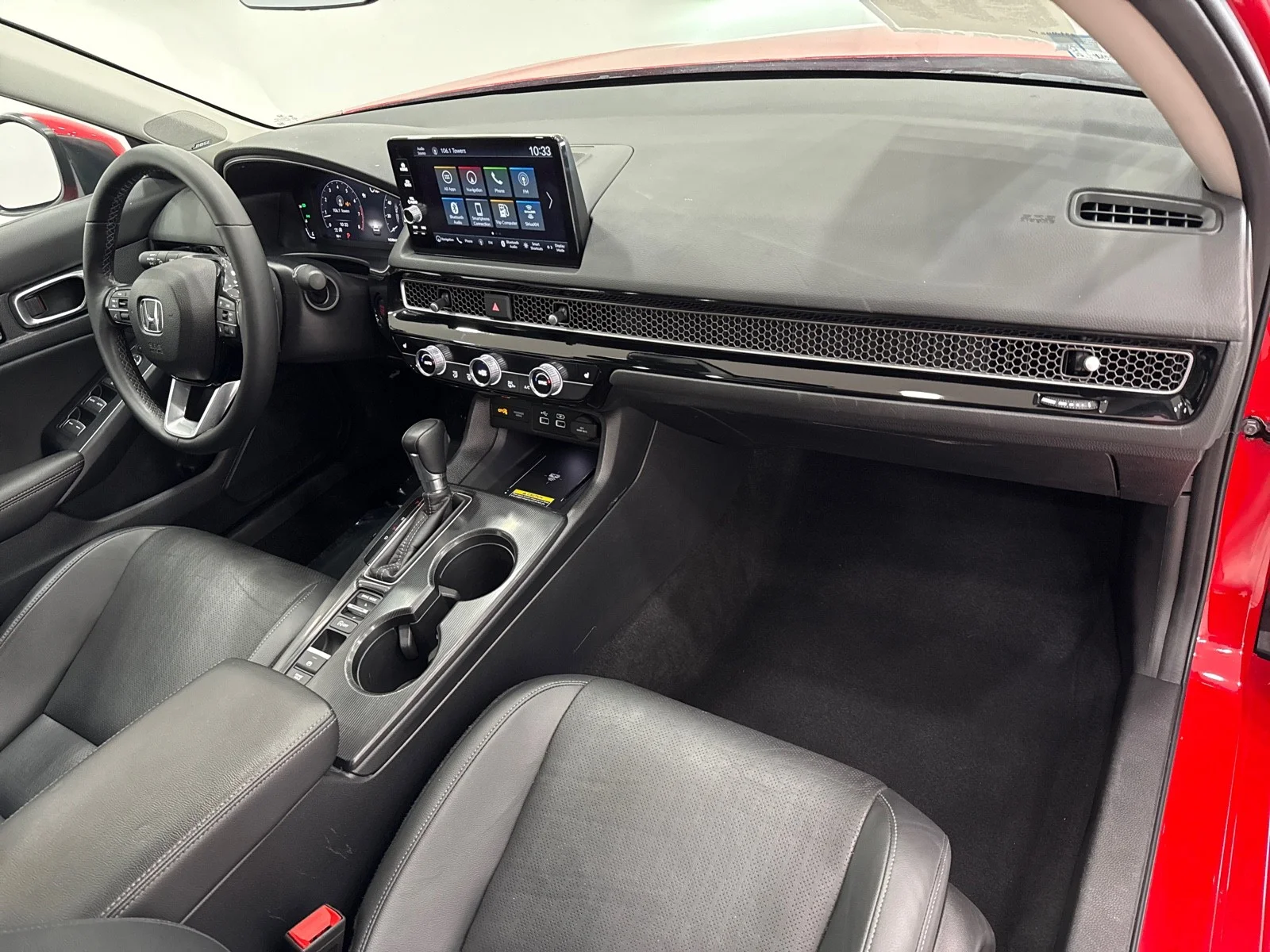 Used 2024 Rallye Red Honda Touring CVT image 47