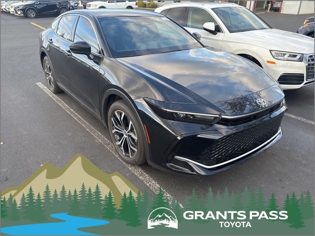 2024 Toyota Crown XLE