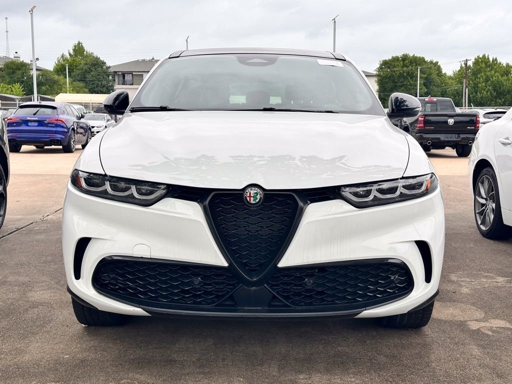 Used 2024 Alfa Romeo Tonale Veloce with VIN ZASPATDW6R3083221 for sale in Hurst, TX