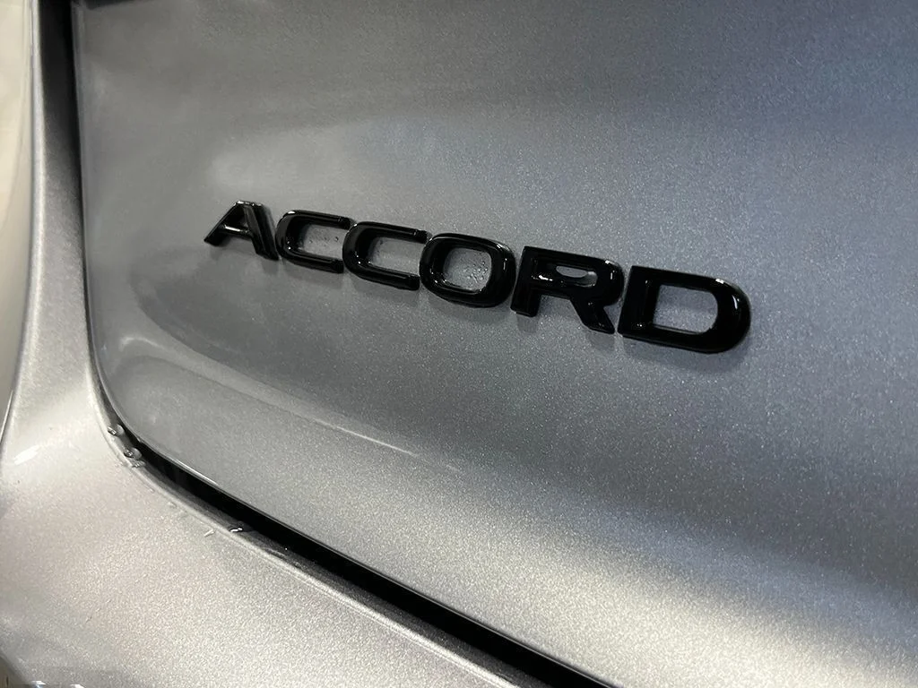 New 2026 Solar Silver Metallic Honda Sport Hybrid image 7