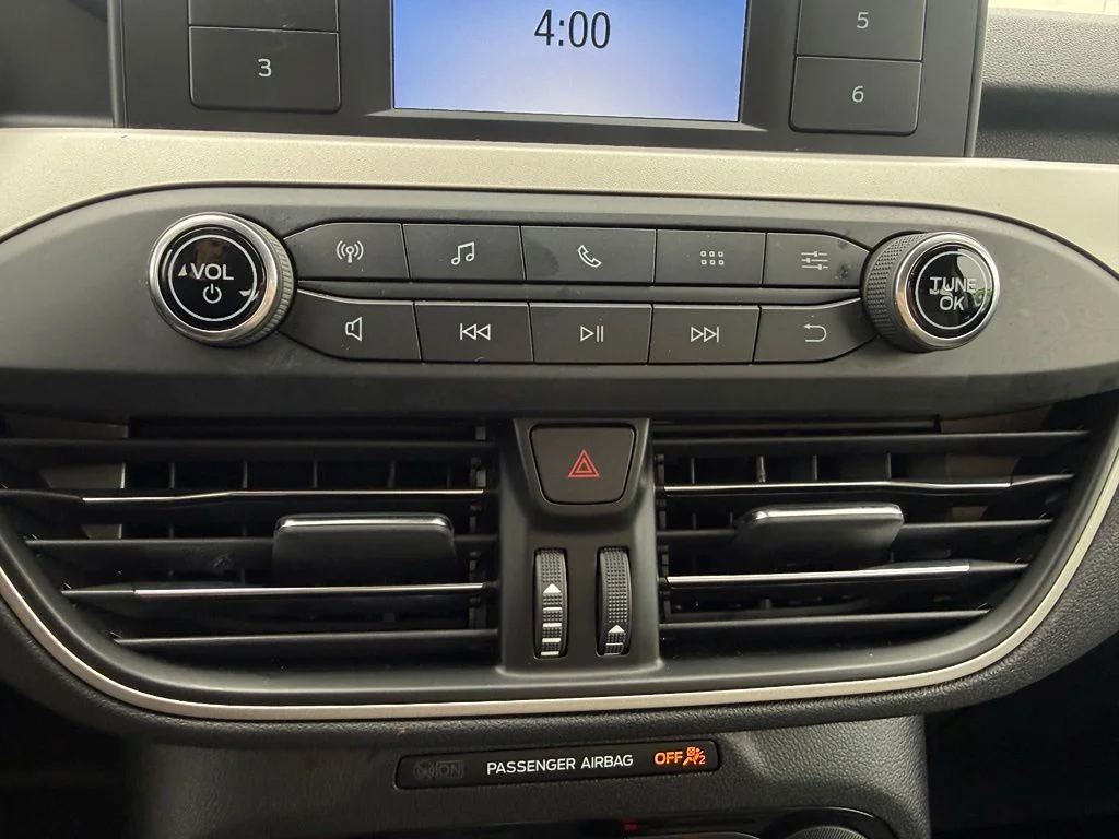 Used 2022 Silver Ford S image 23