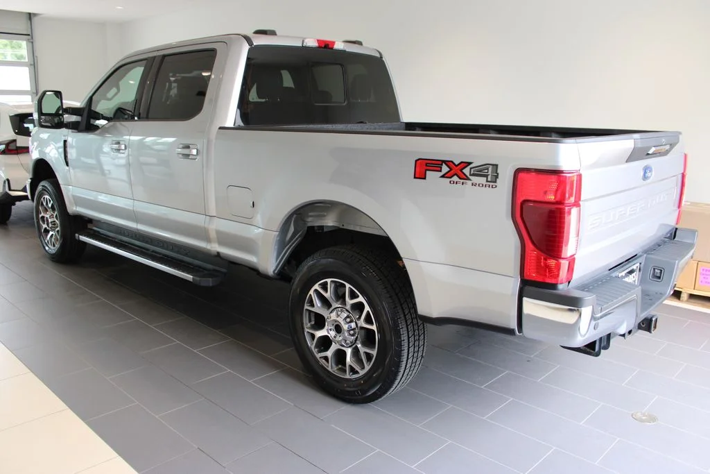 Used 2022 Silver Metallic Ford Lariat image 36