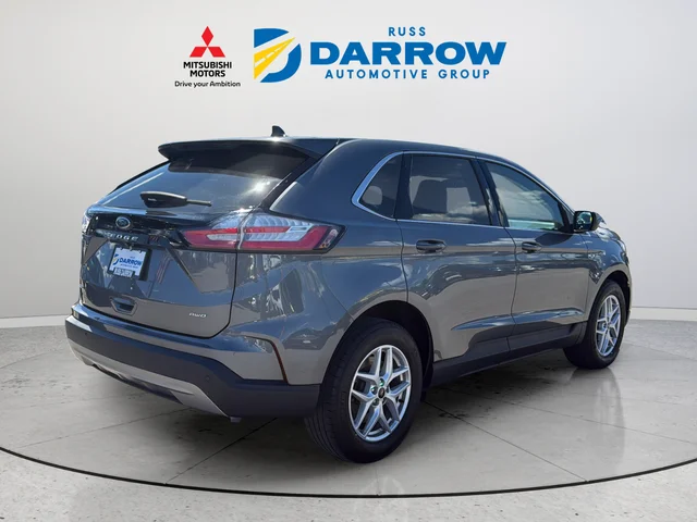 Used 2024 Gray Ford SEL image 5