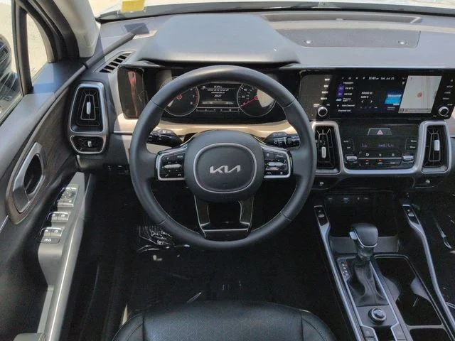 Certified Used 2022 Wolf Gray Kia EX image 16