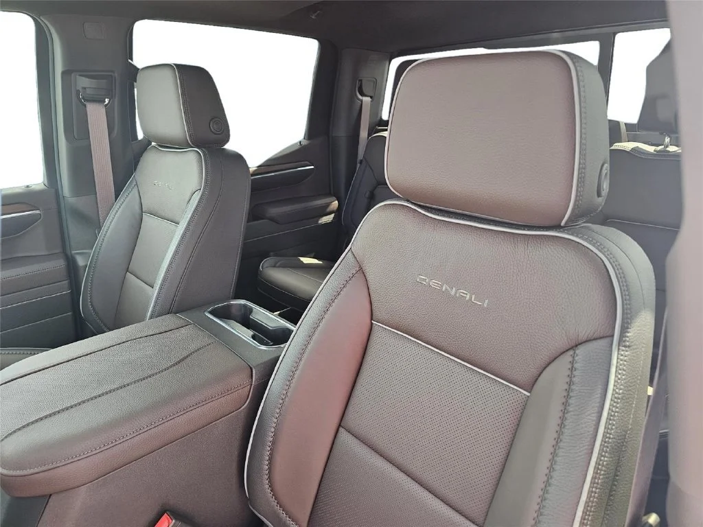 Used 2026 Glacier White Tricoat GMC Denali image 19