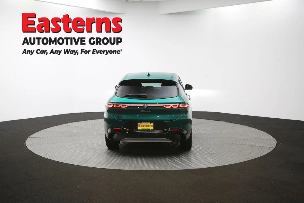 Used 2024 Green Alfa Romeo Ti image 38