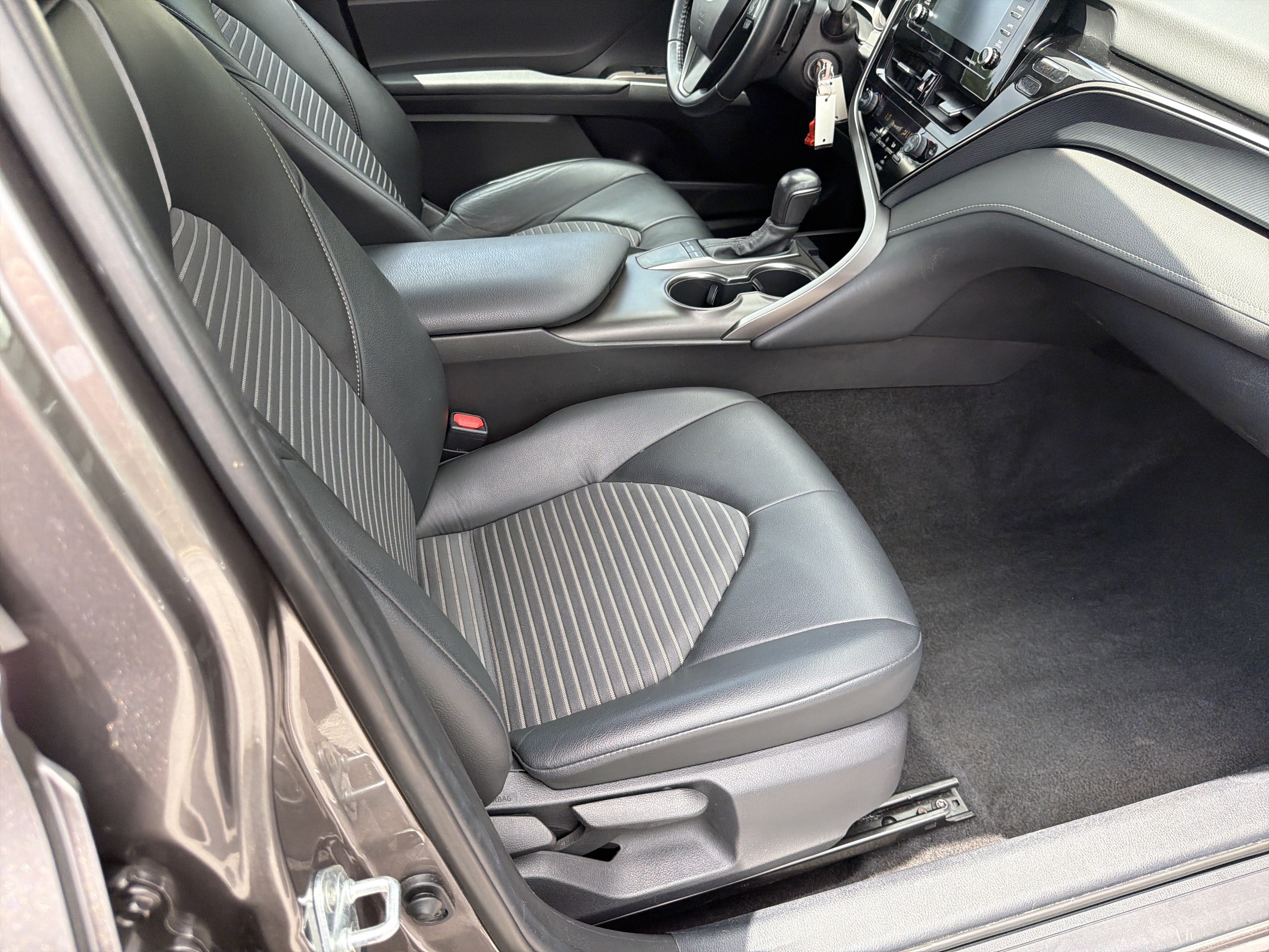 Used 2022 Predawn Gray Mica Toyota SE image 16