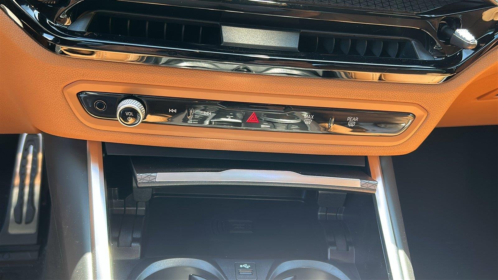New 2026 Skyscraper Grey Metallic BMW 330i NA xDrive image 17