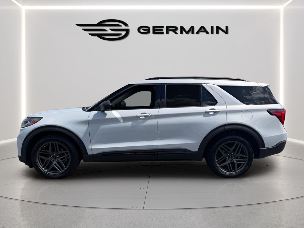 Used 2026 White Metallic Ford Active image 5