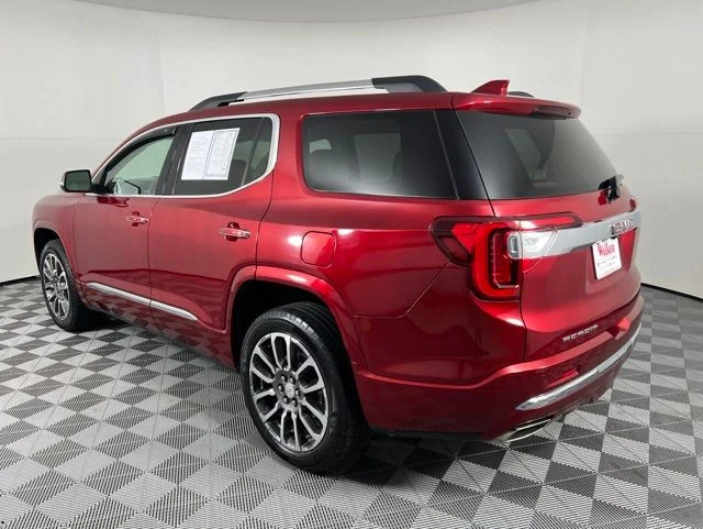 Used 2022 Red GMC Denali image 5