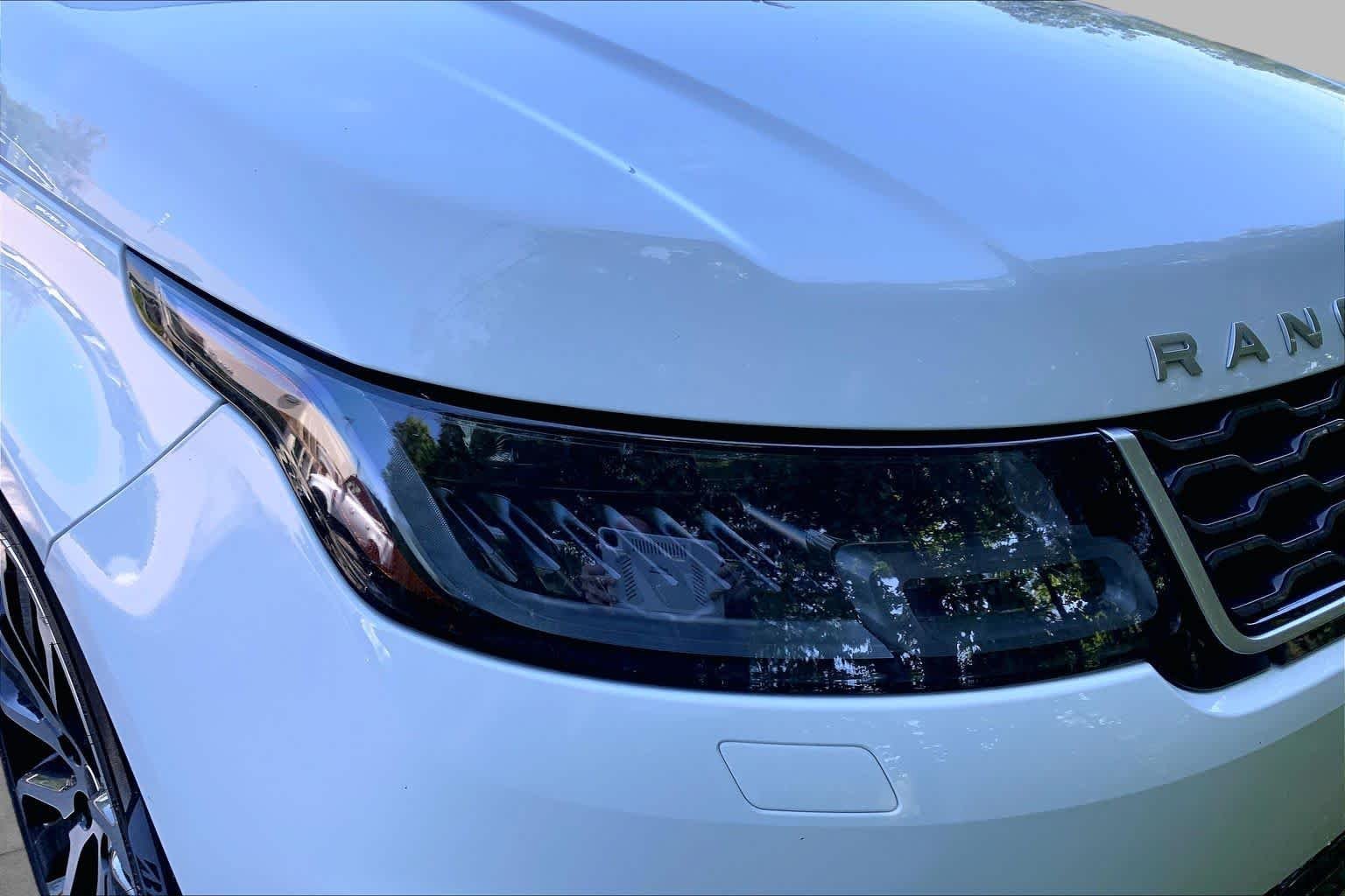 Used 2018 Fuji White Land Rover HSE image 26