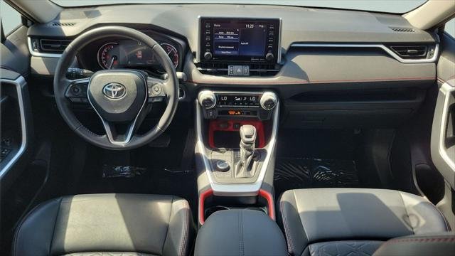 Certified Used 2020 LUNAR ROCK Toyota  image 11