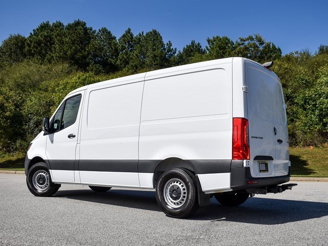 New 2026 Arctic White Mercedes-Benz Cargo 144 WB image 35