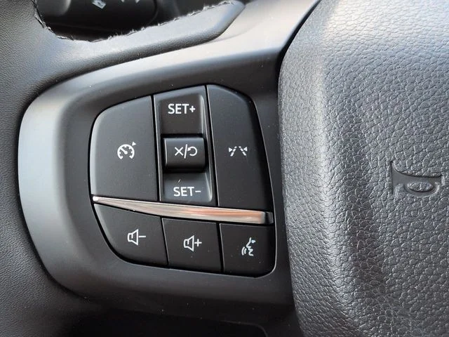 New 2026 Oxford White Ford XLT image 25