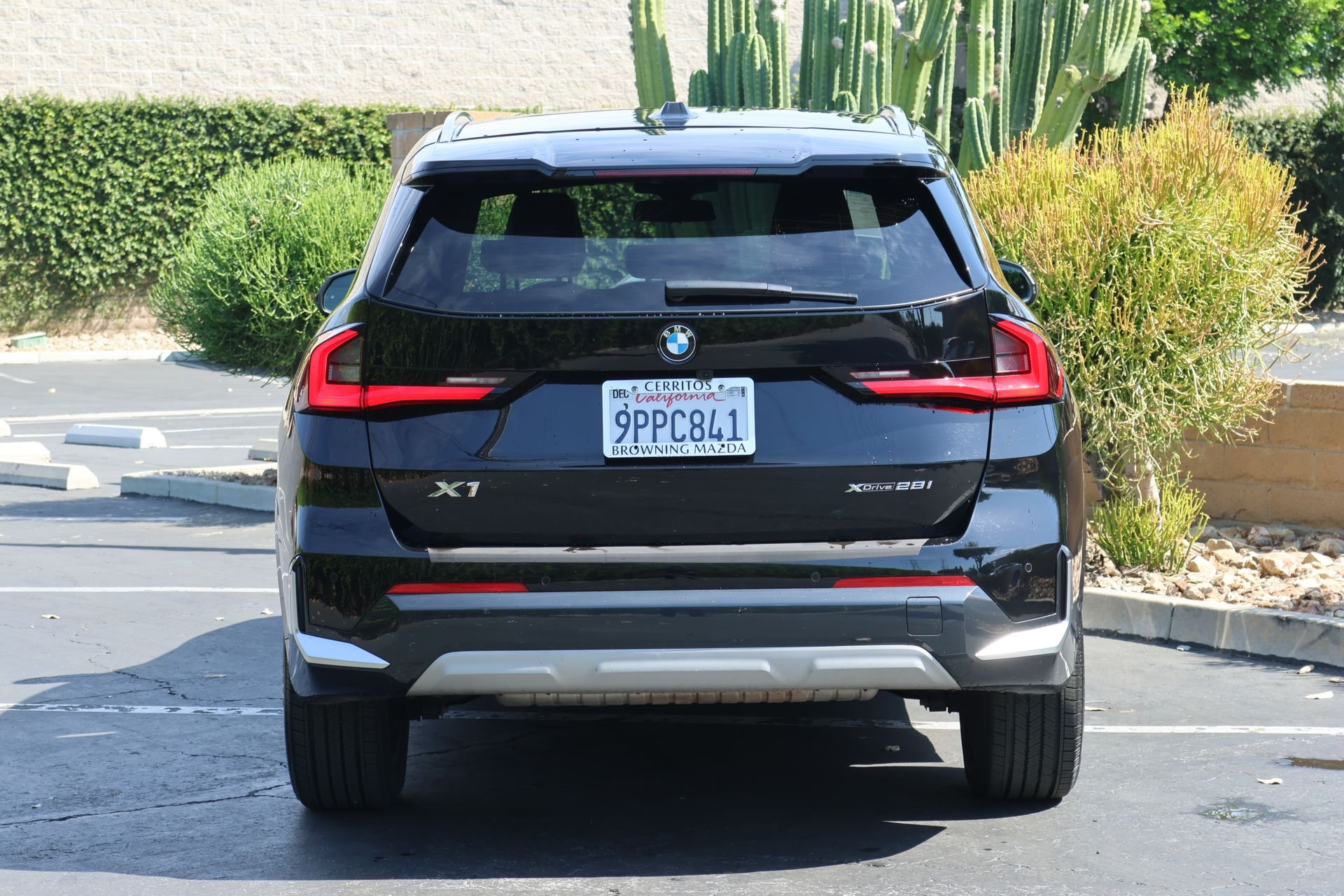 Used 2025 Black BMW xDrive28i image 4