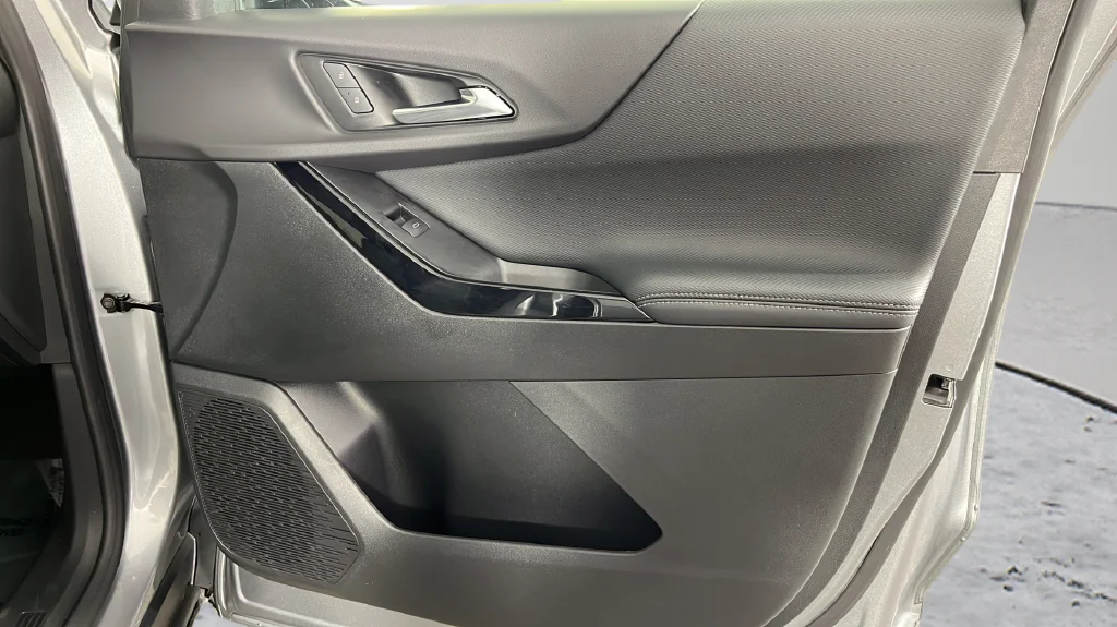 Used 2025 Gray Chevrolet LT image 20