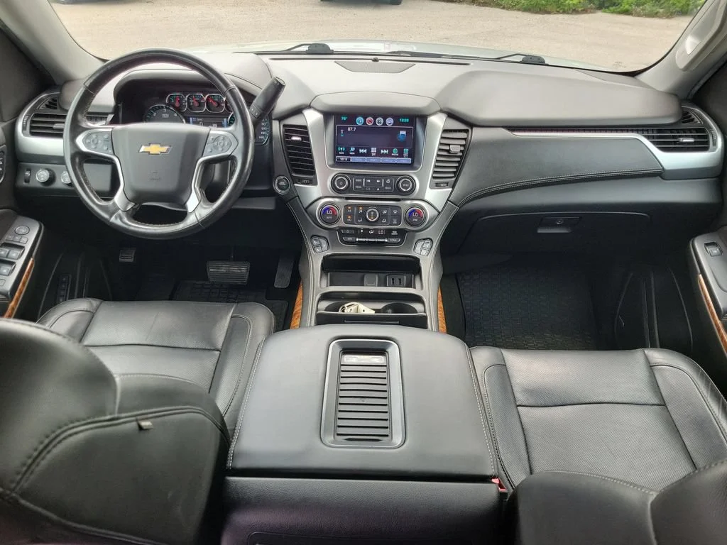 Used 2018 SILVER ICE METALLIC Chevrolet Premier image 14