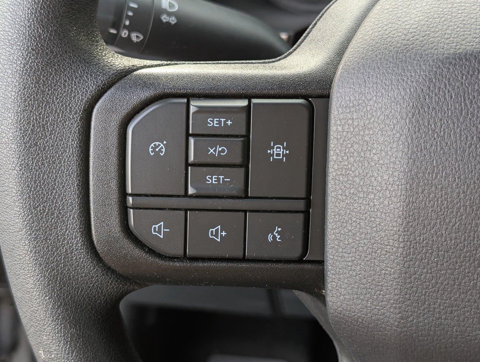 Used 2023 Iconic Silver Ford XL image 28