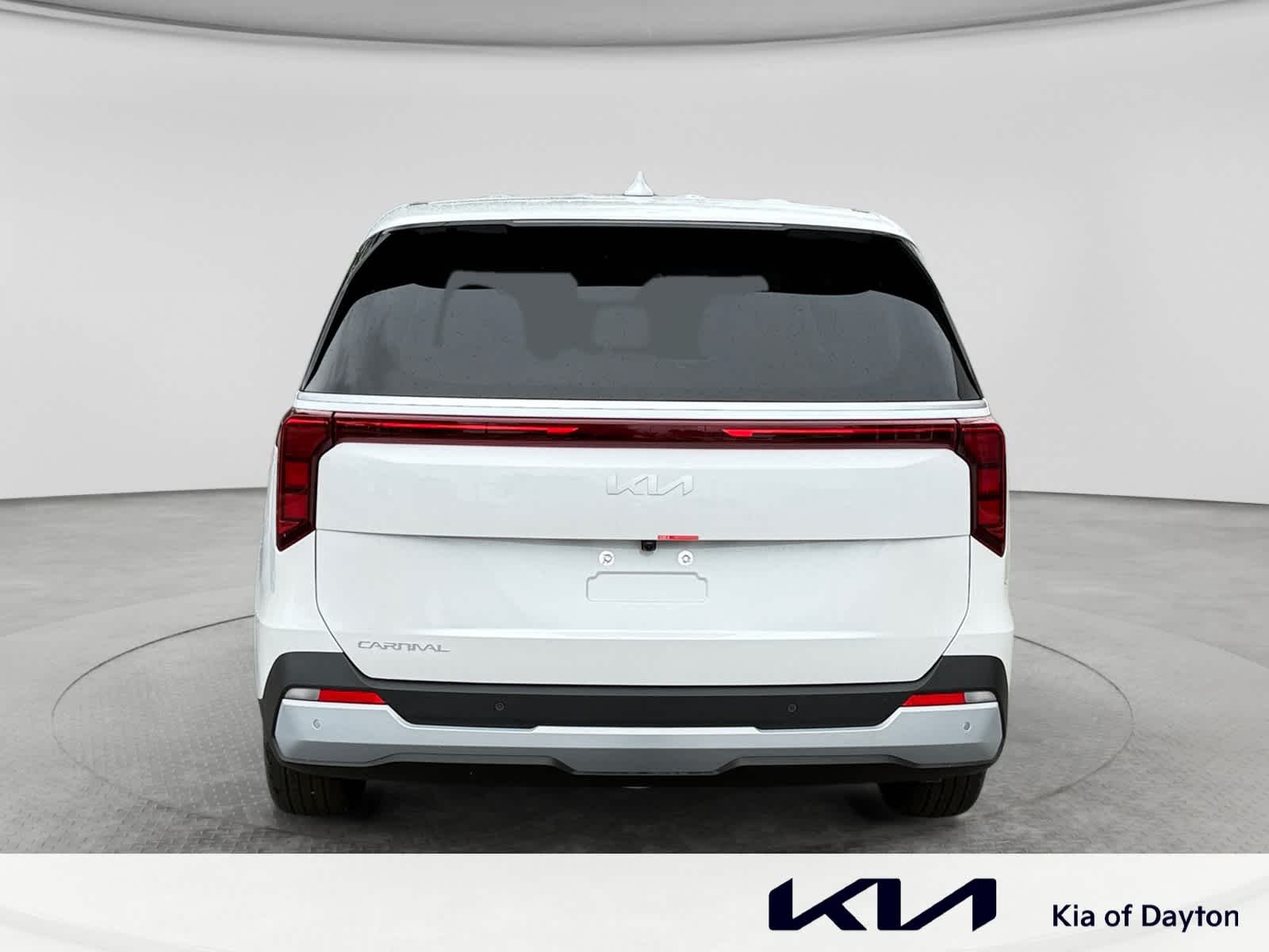 New 2026 Snow White Pearl Kia LXS image 6
