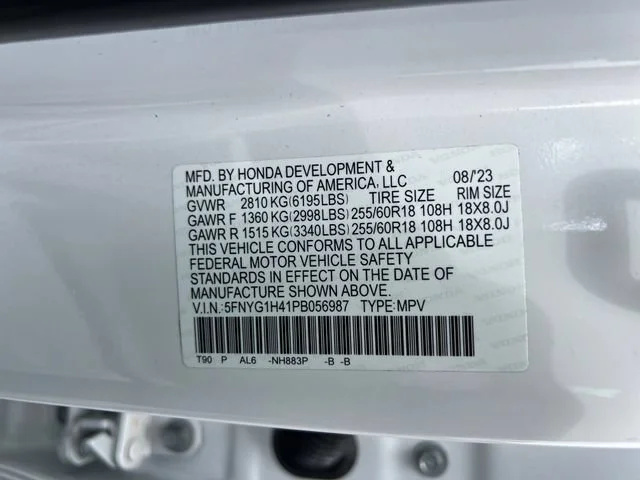 Used 2023 Platinum White Pearl Honda EX-L 8 Passenger image 17