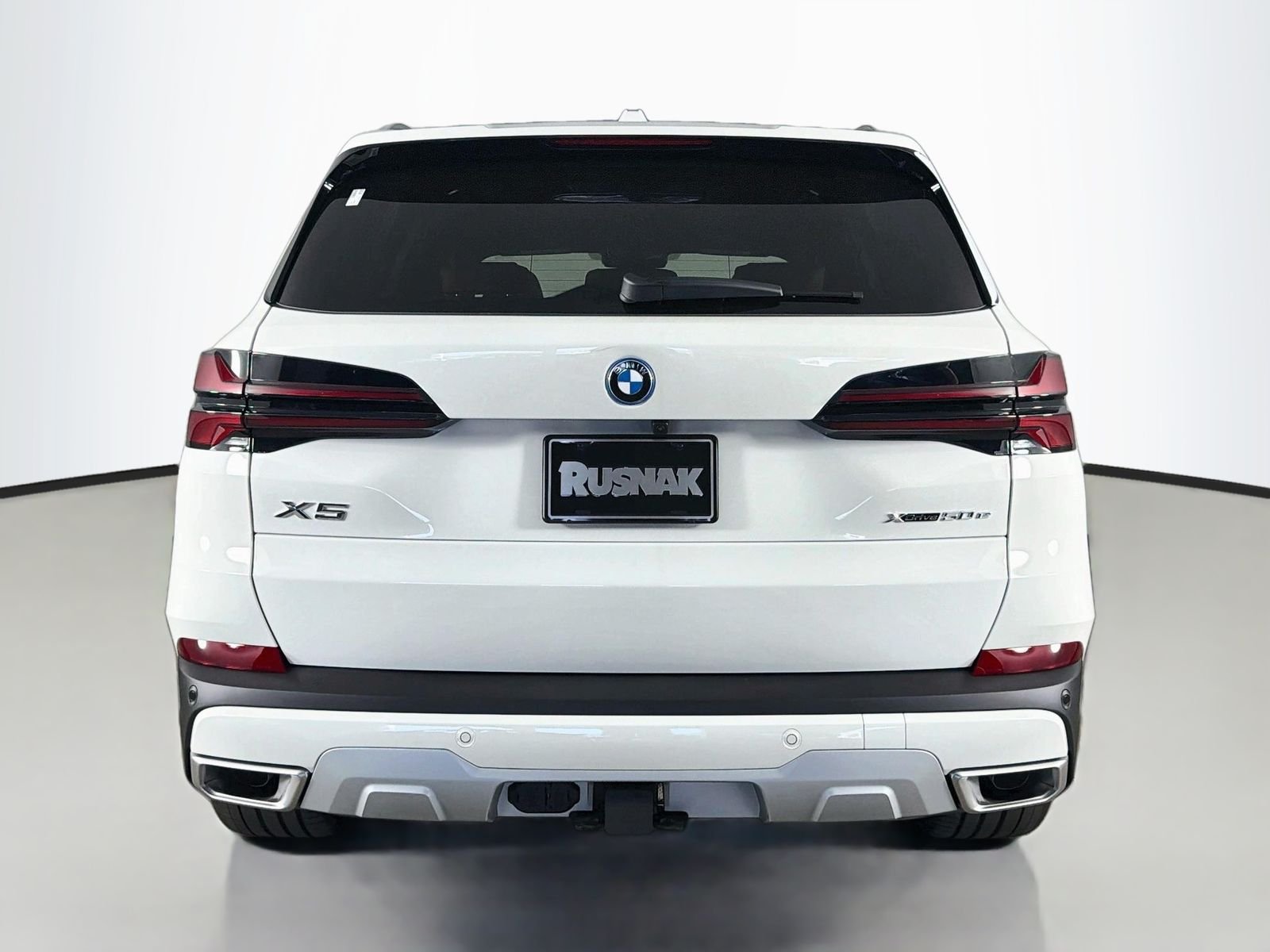 New 2026 Alpine White BMW xDrive50e image 6