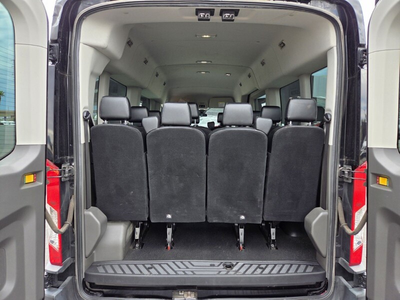 Used 2023 BLACK Ford XL image 14