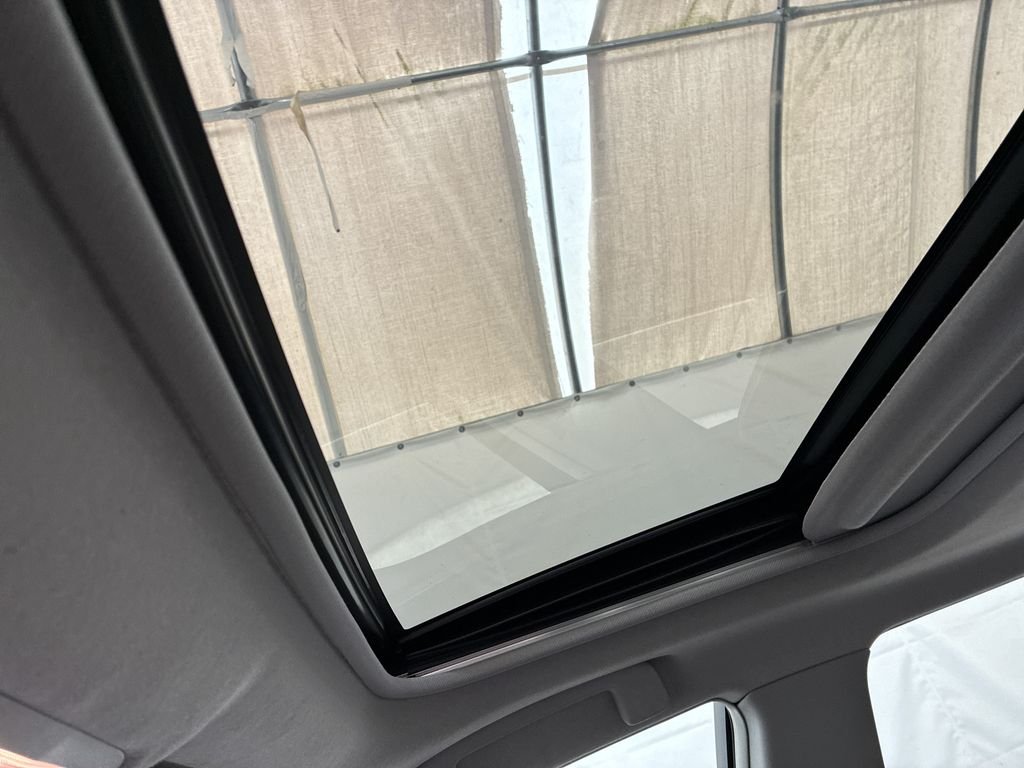 Used 2012 Black Toyota XLE image 23