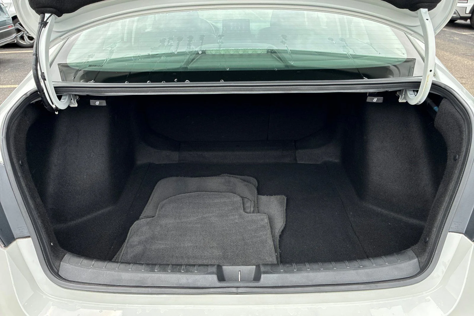 Used 2024 Platinum White Pearl Honda Touring image 20