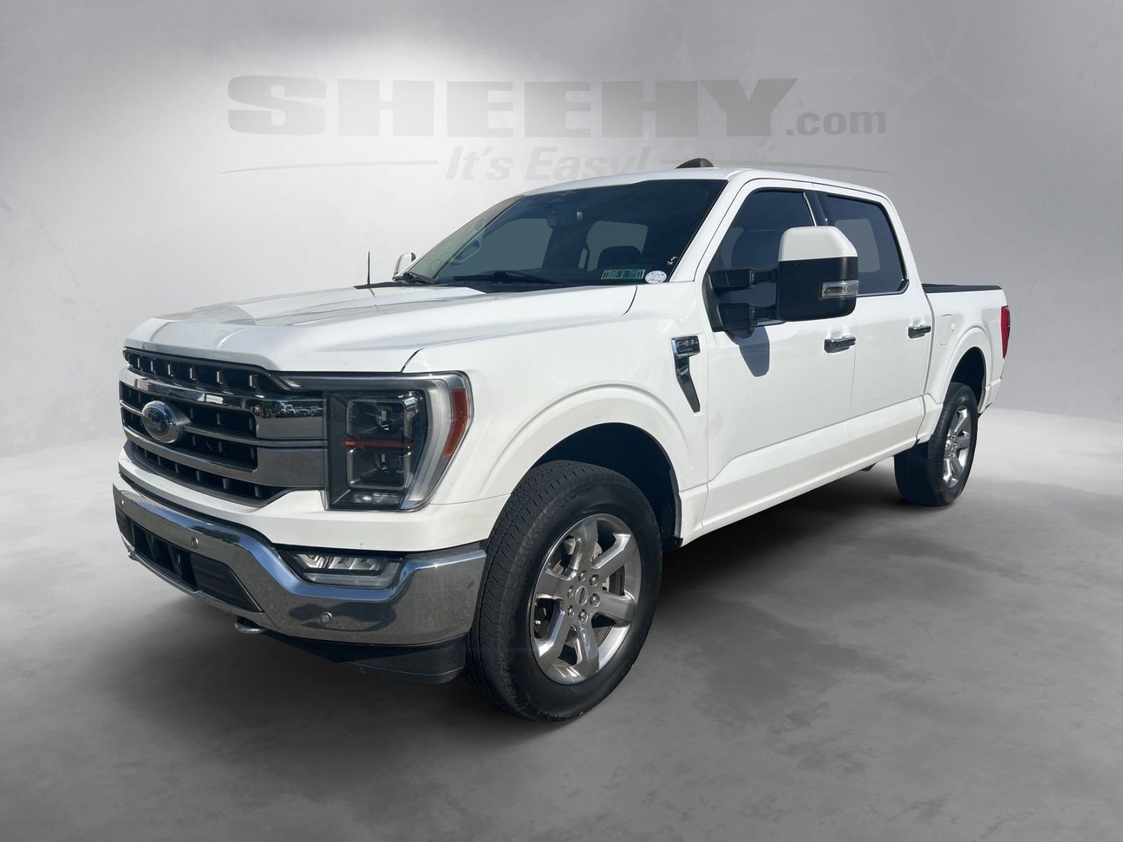 Used 2023  Ford Lariat image 14