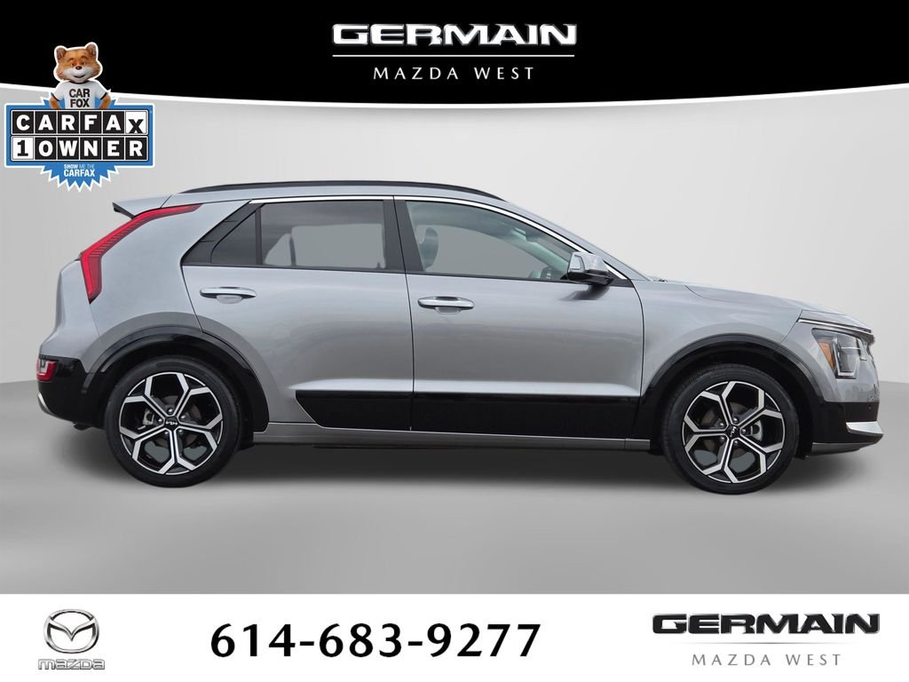 Used 2024 Gray Kia SX Touring image 8