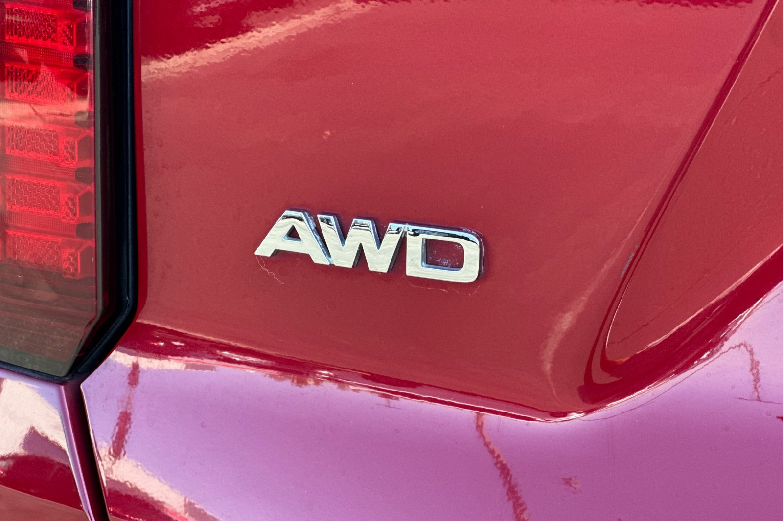 Used 2021 Passion Red Tintcoat Kia S image 28