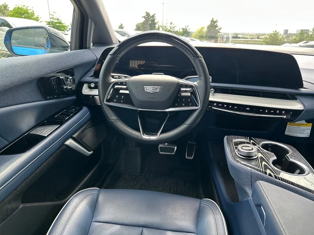 2025 Cadillac OPTIQ Luxury 2 - Photo 28