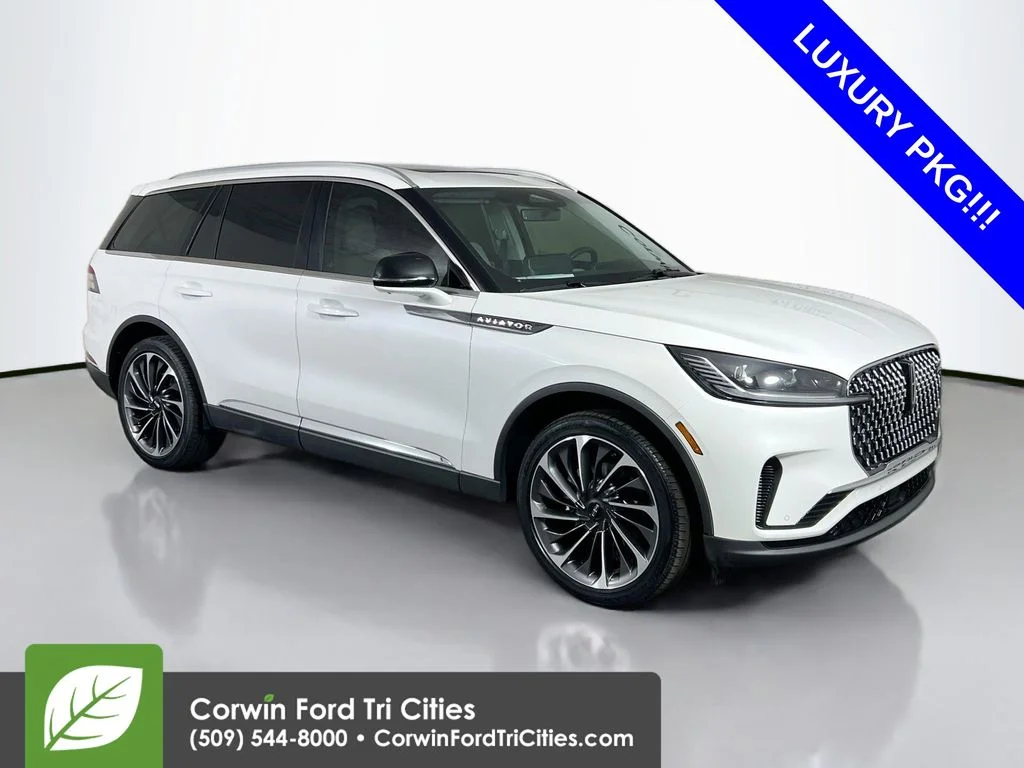 2025 Lincoln Aviator Reserve AWD's photo