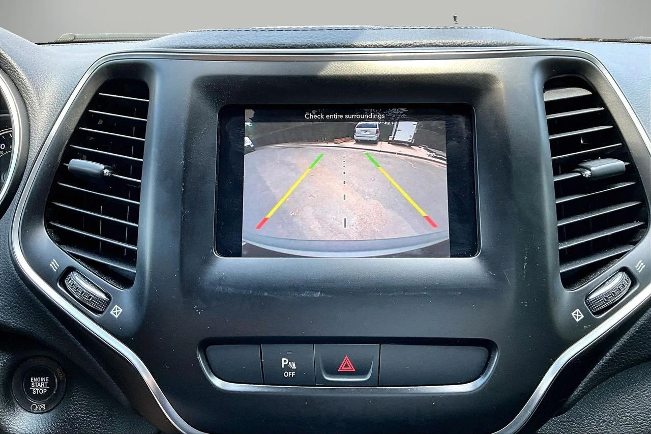 Certified Used 2019 Black Jeep Latitude Plus image 13