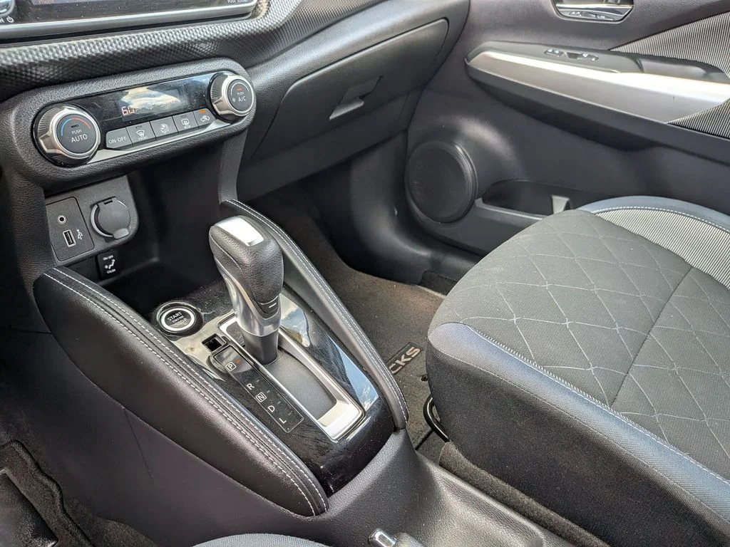 Used 2018 Red Nissan SV image 19