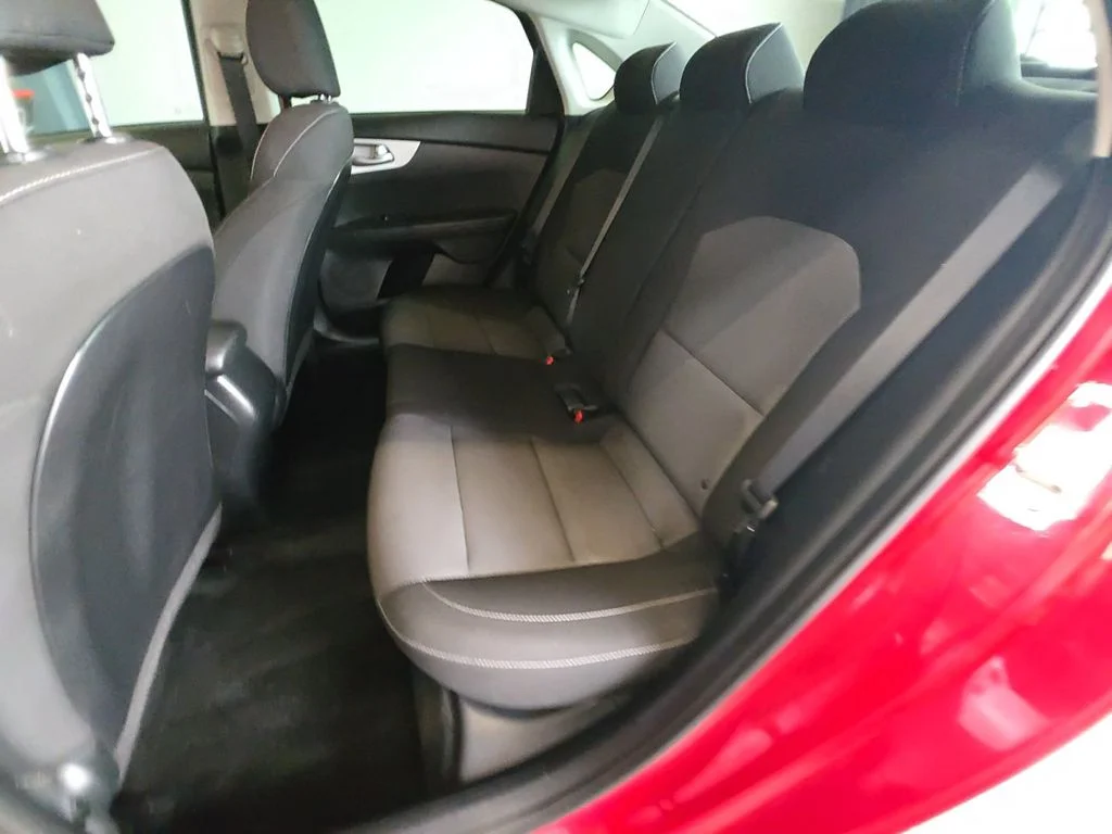 Used 2024 Red Kia LXS image 22