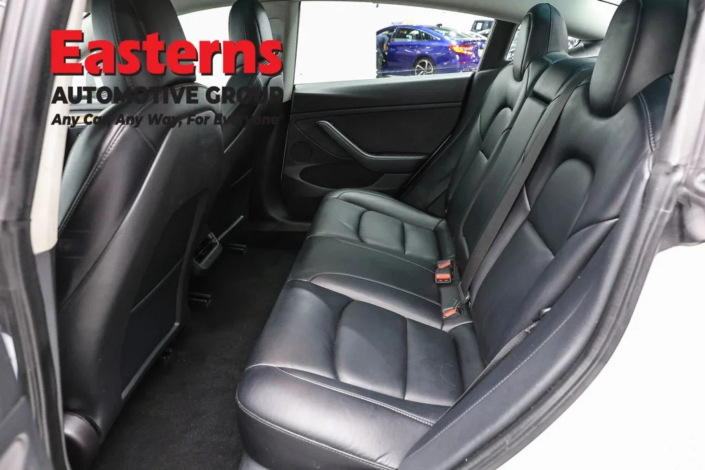 Used 2022 White Tesla Long Range image 15