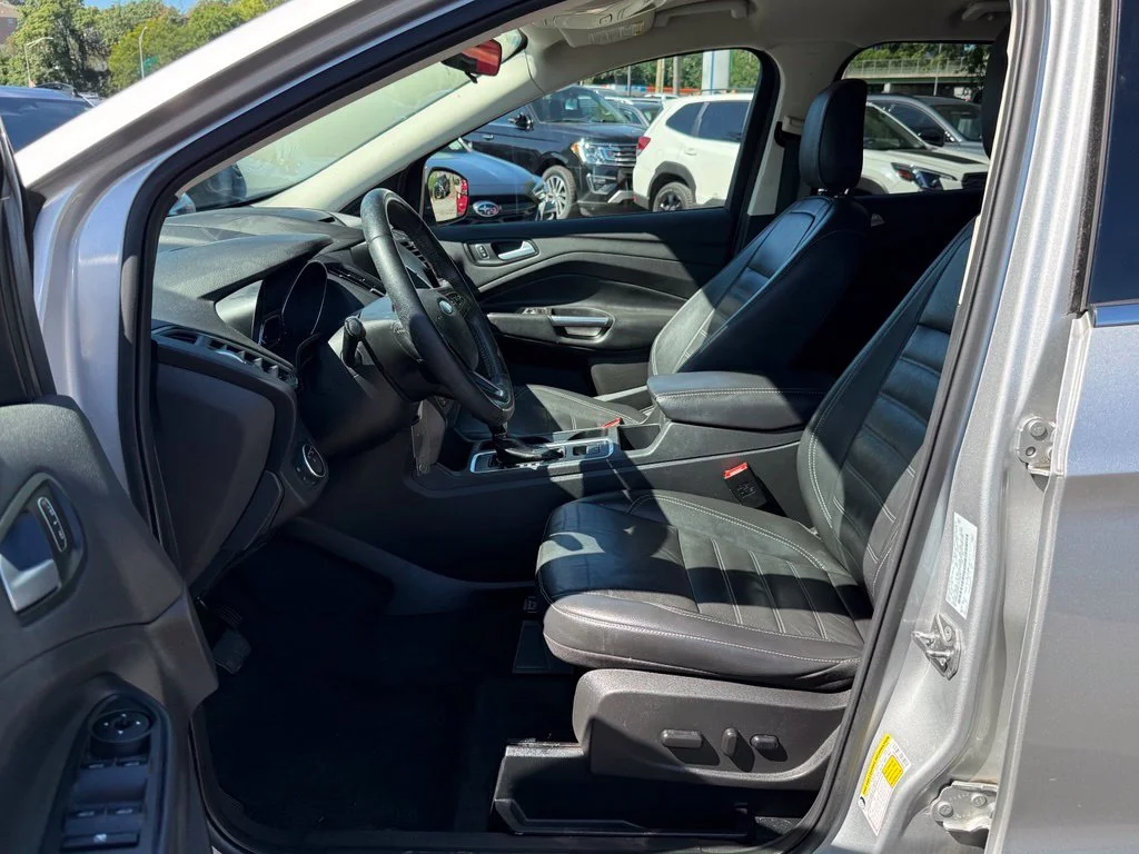 Used 2018 Ingot Silver Ford SEL image 22