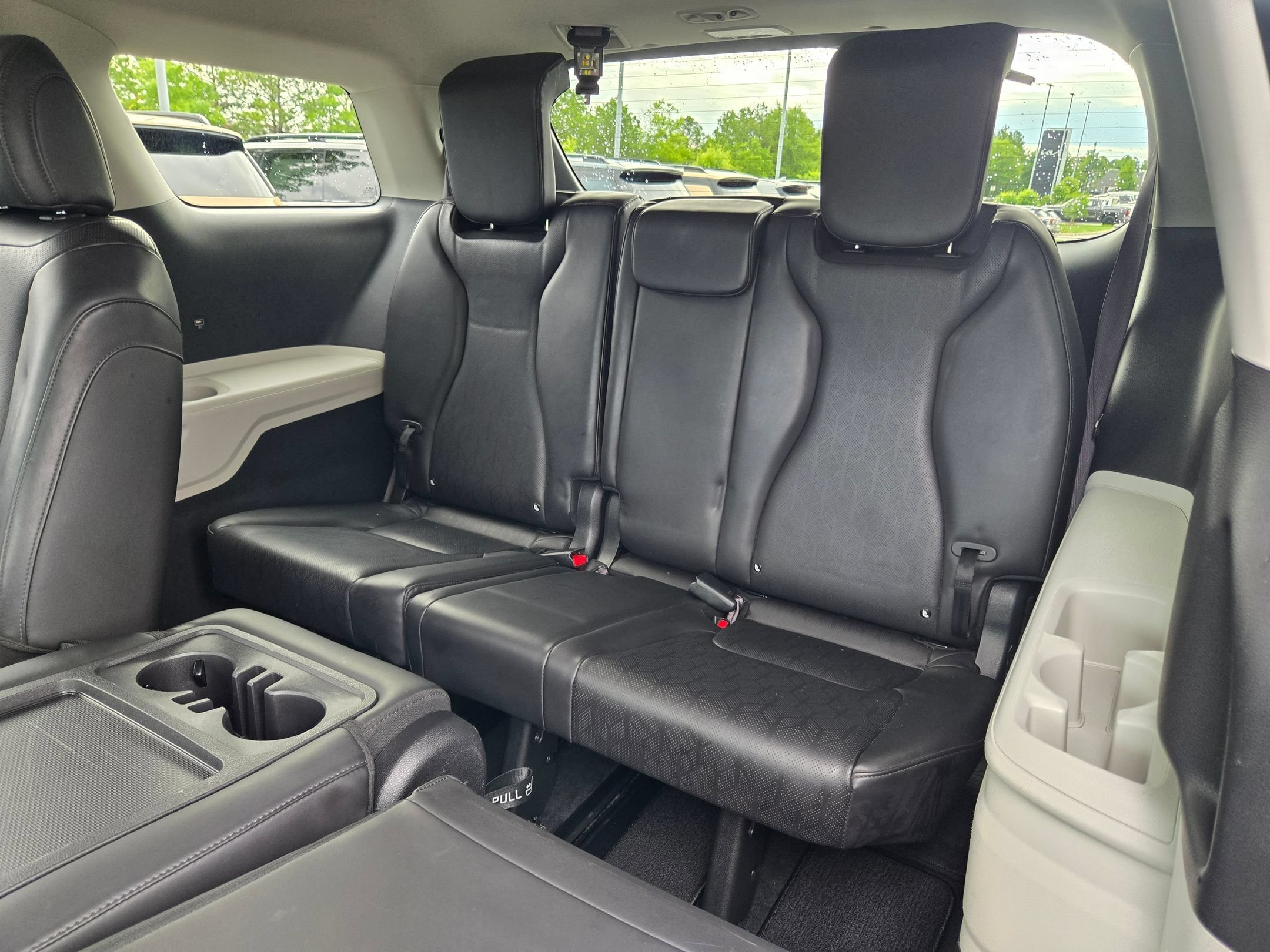 Used 2024 Aurora Black Pearl Kia LX image 32